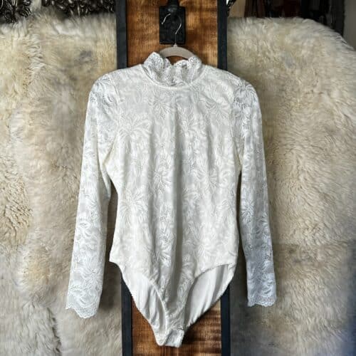 Scallop Lace Mock Neck Bodysuit